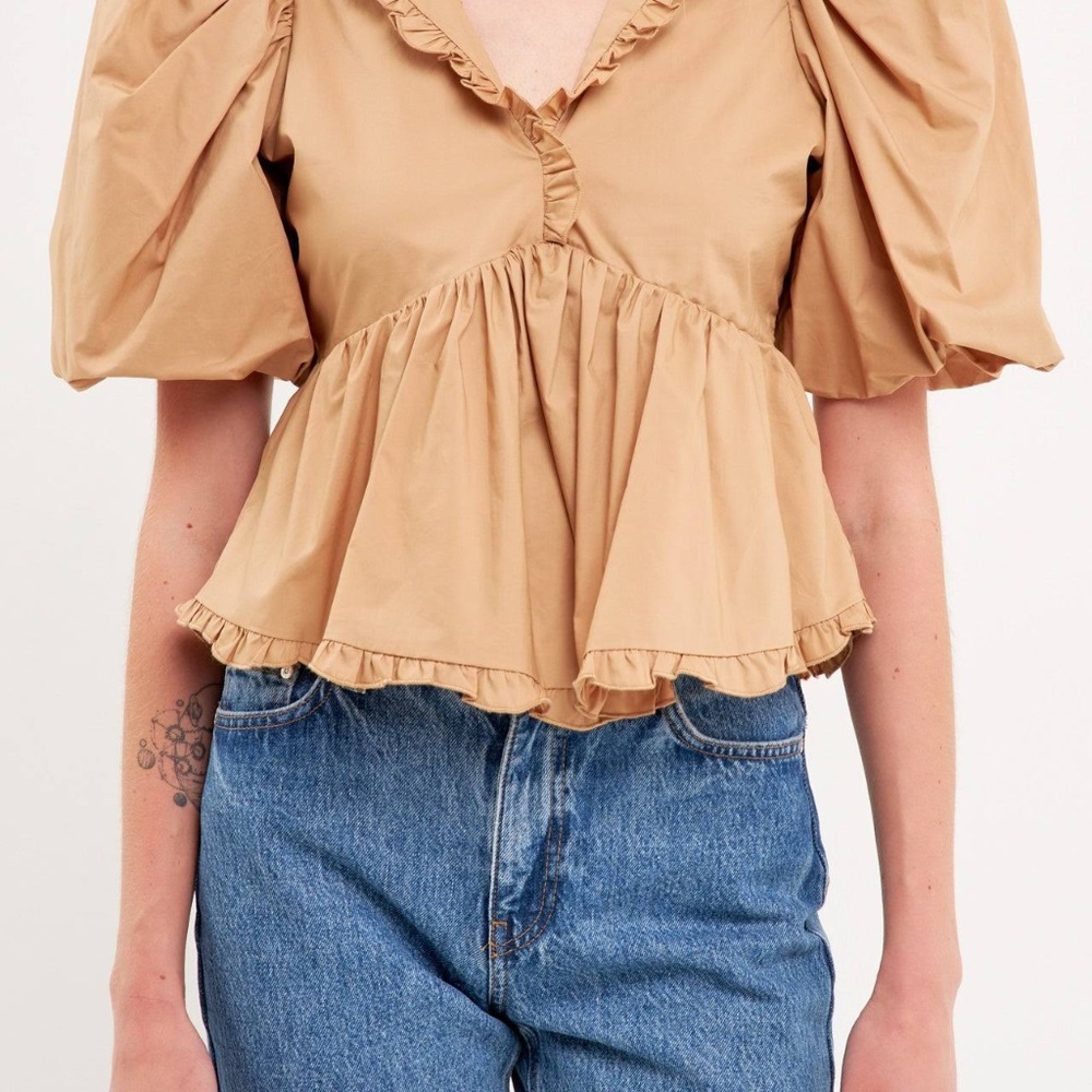 ENDLESS  ROSE PUFF SLEEVE PEPLUM TOP SIZE M /COLOR TAN/ NEW WITHOUT TAGS